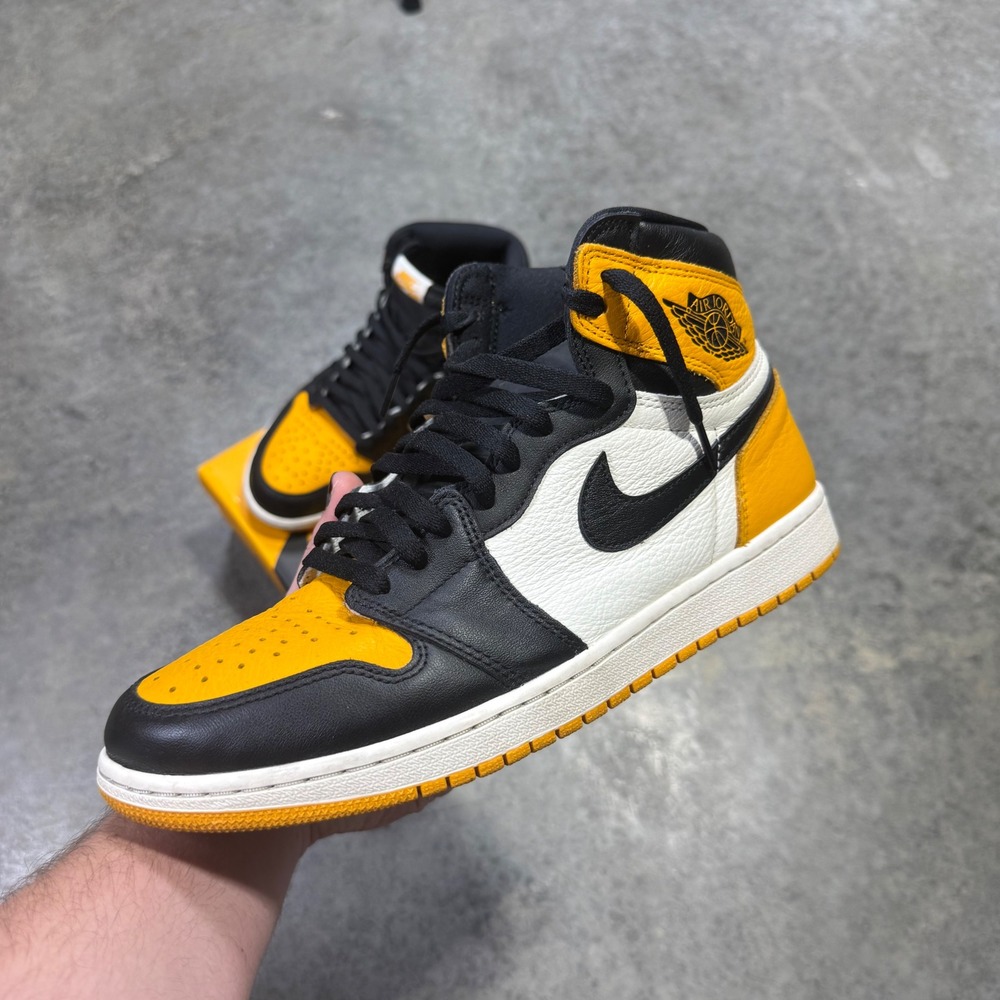 Nike Jordan 1 Retro High OG Mens 11 Yellow Taxi Black Sail 555088-711 Toe
